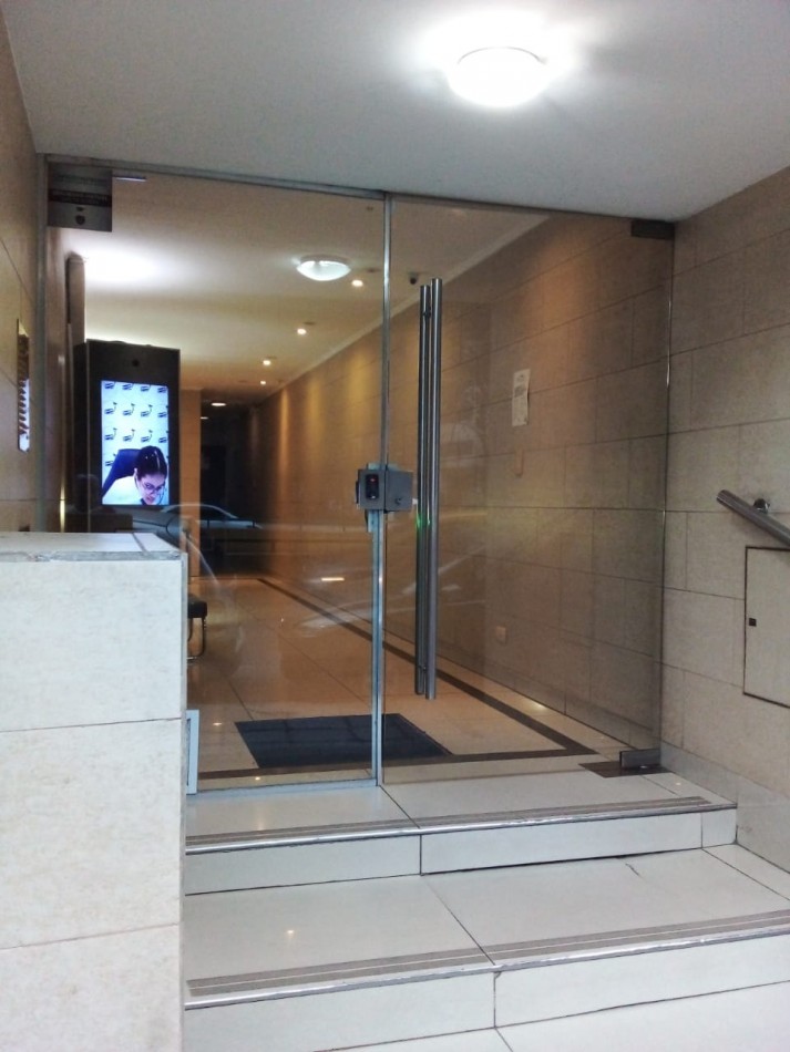 Cabildo 92, Venta 1 AMB apto Prof. Piso Muy Alto Muy Luminoso Edificio c/Toten de Seguridad