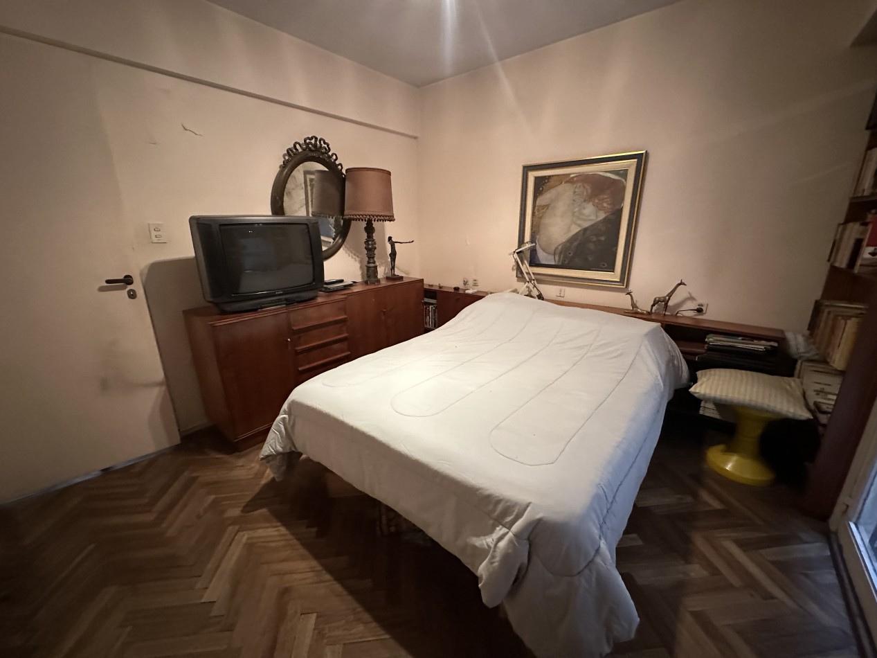 AV. SCALBRINI ORTIZ 3300 ENTRE AV. LIBERTADOR Y J. F. SEGUI, VENTA DEPARTAMENTO DE TRES AMBIENTES C/DEPENDENCIA