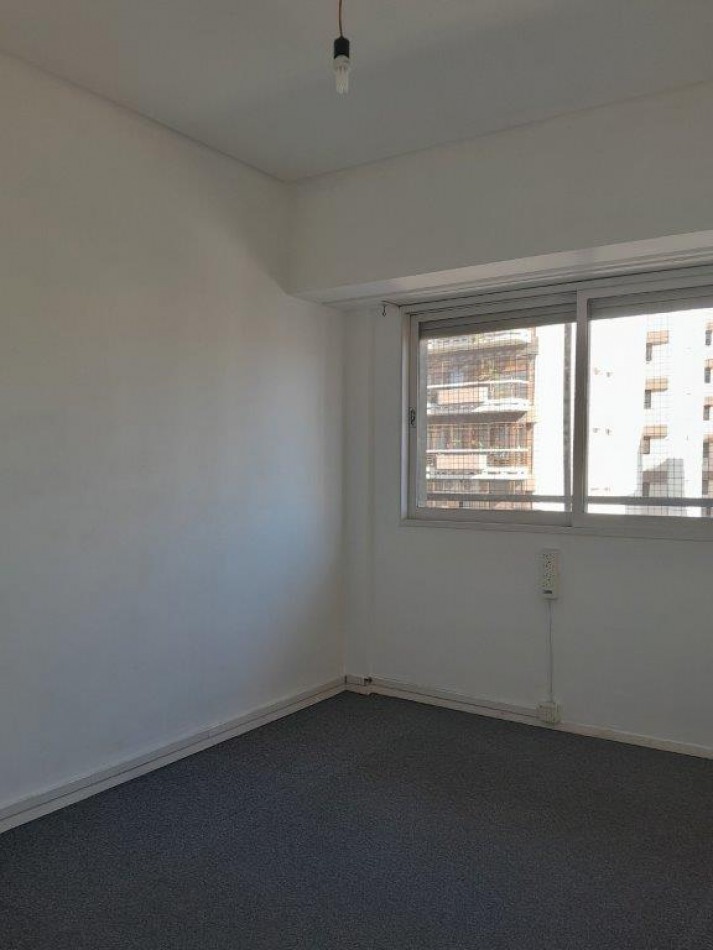AV. RIVADAVIA 6300, VENTA DEPARTAMENTO DE TRES AMBIENTES