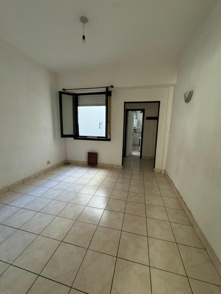 ARENALES 2800, Venta Barrio Norte 2 amplios Amb a Reciclar