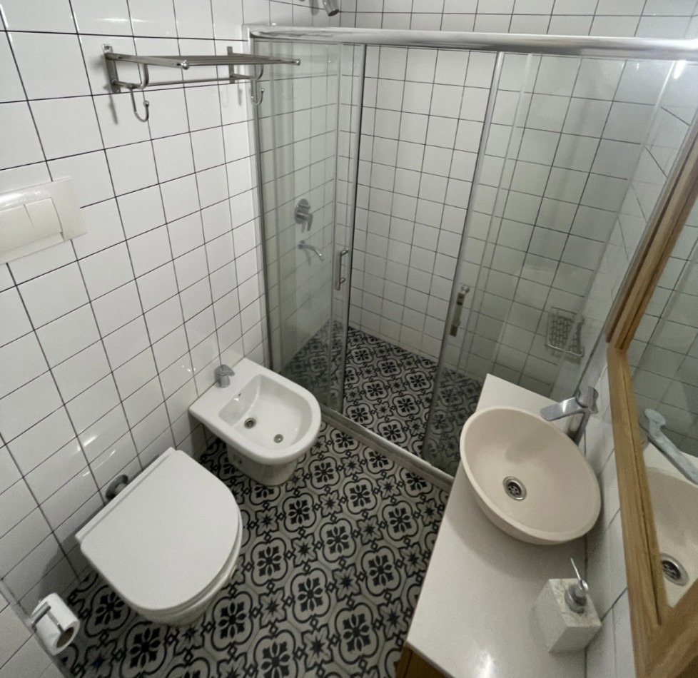 CRISOLOGO LARRALDE 1900, VENTA DEPARTAMENTO DE TRES AMBIENTES A NUEVO