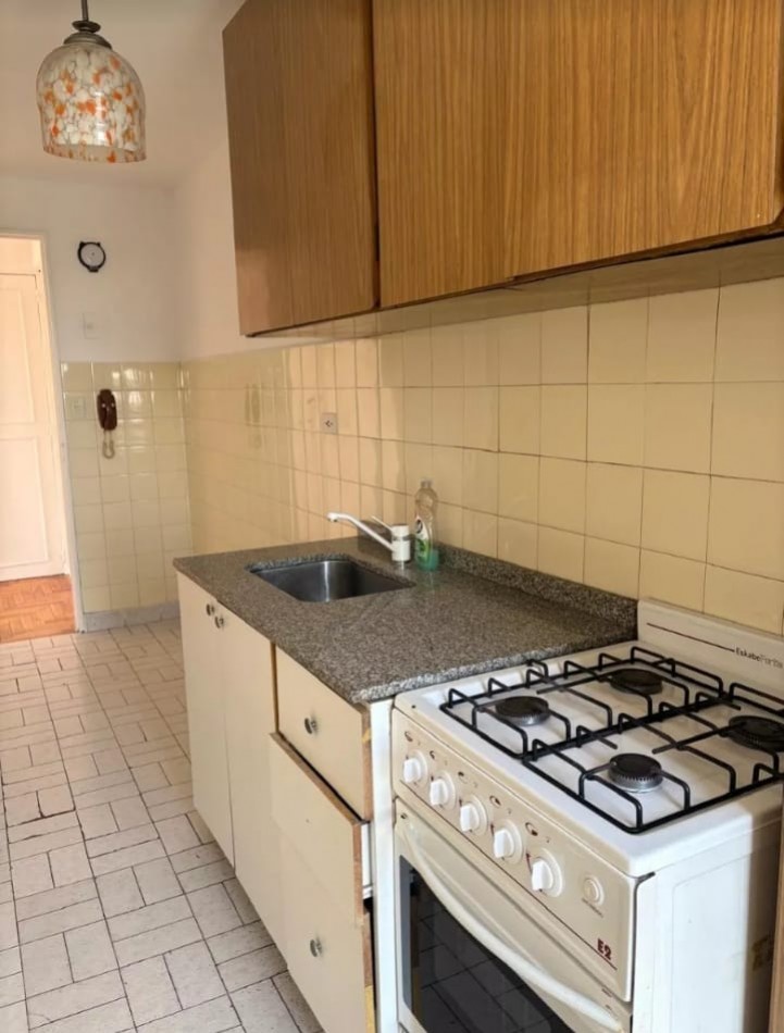 Cachimayo 11. Venta Impec depto 3 amb al frente c/balcon Vista Panoramica Mtrs Estac SUBTE "A"
