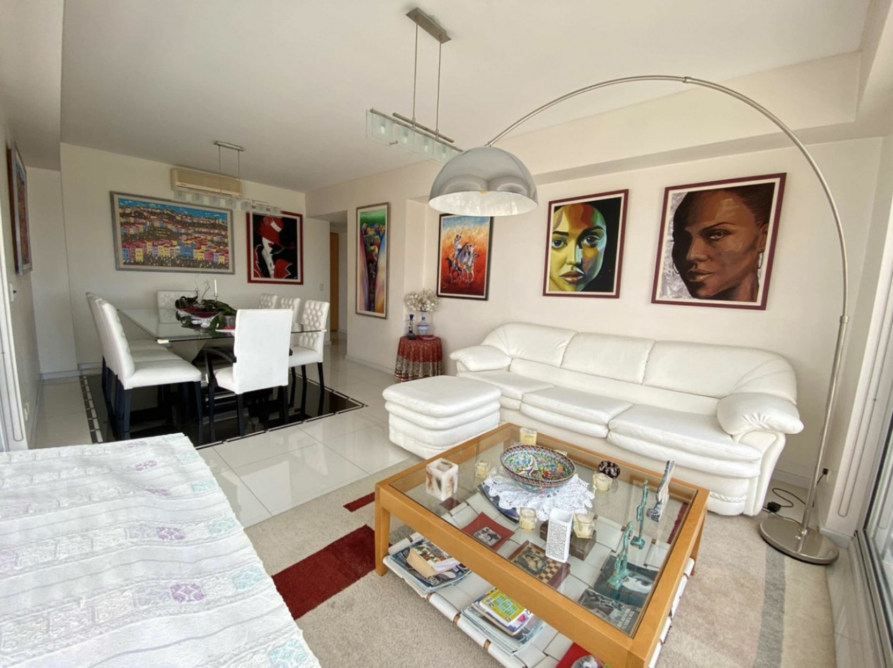 ARCE 500, VENTA DEPARTAMENTO DE TRES AMBIENTES PISO 18