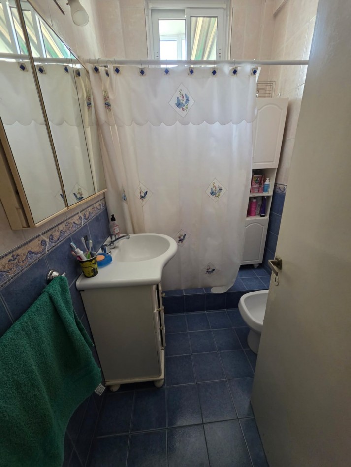 GUEMES 4000, VENTA DEPARTAMENTO DE CUATRO AMBIENTES CON DOS PATIOS