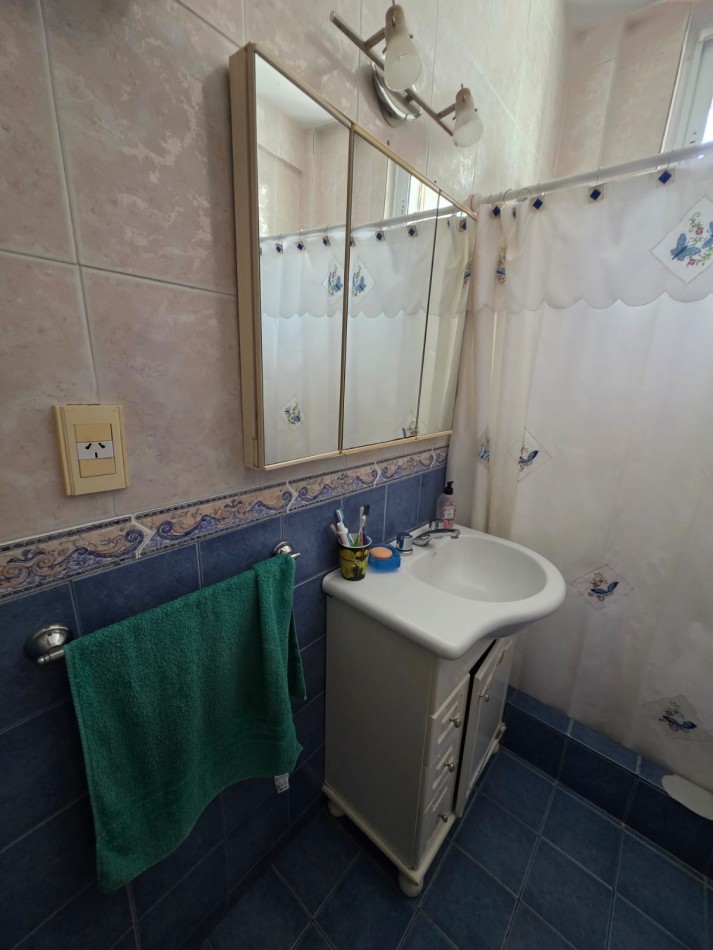 GUEMES 4000, VENTA DEPARTAMENTO DE CUATRO AMBIENTES CON DOS PATIOS