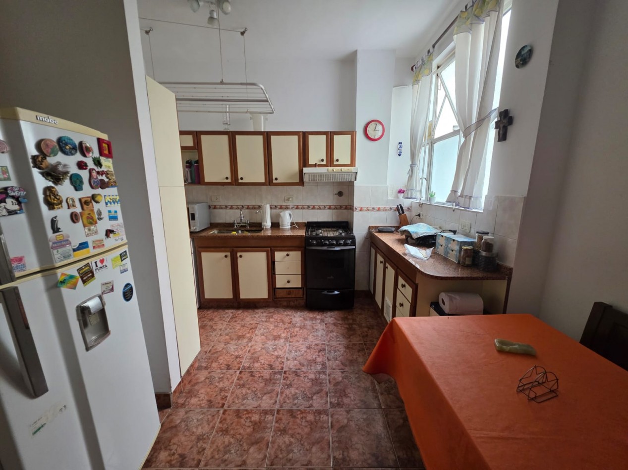 GUEMES 4000, VENTA DEPARTAMENTO DE CUATRO AMBIENTES CON DOS PATIOS
