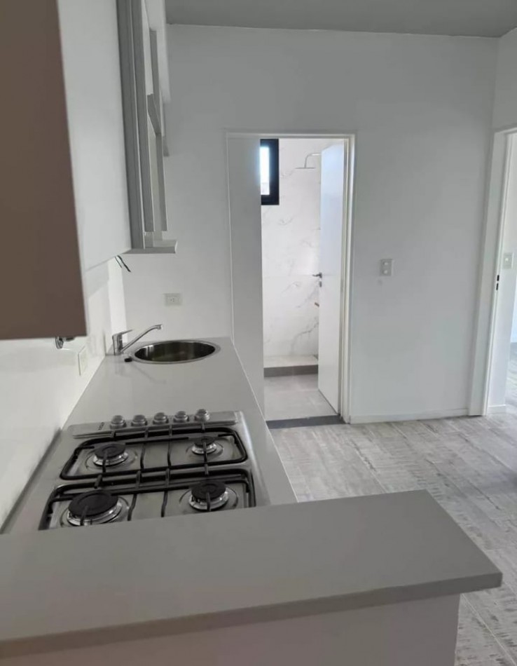 JUFRE 300, Venta 2 AMB A ESTRENAR 1o CALIDAD, Caldera Individual, Terraza,  Solarium, Parillas.Laundry