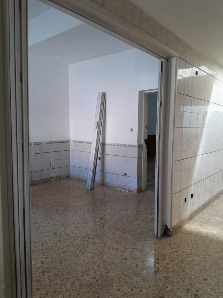 SAN BLAS 4600, VENTA CASA LOTE PROPIO DE CUATRO AMBIENTES