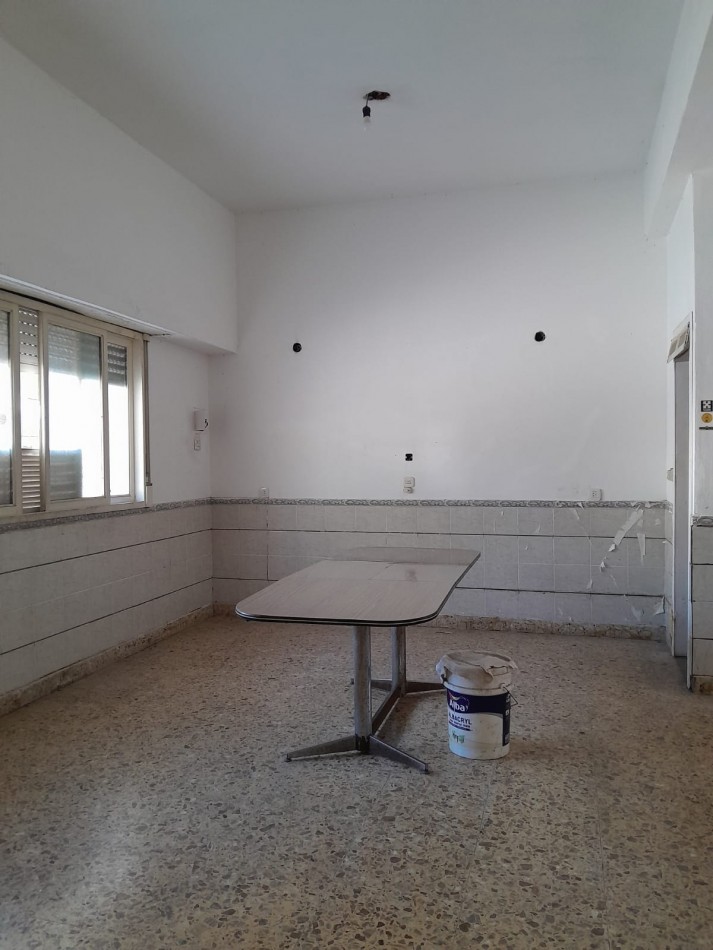 SAN BLAS 4600, VENTA CASA LOTE PROPIO DE CUATRO AMBIENTES