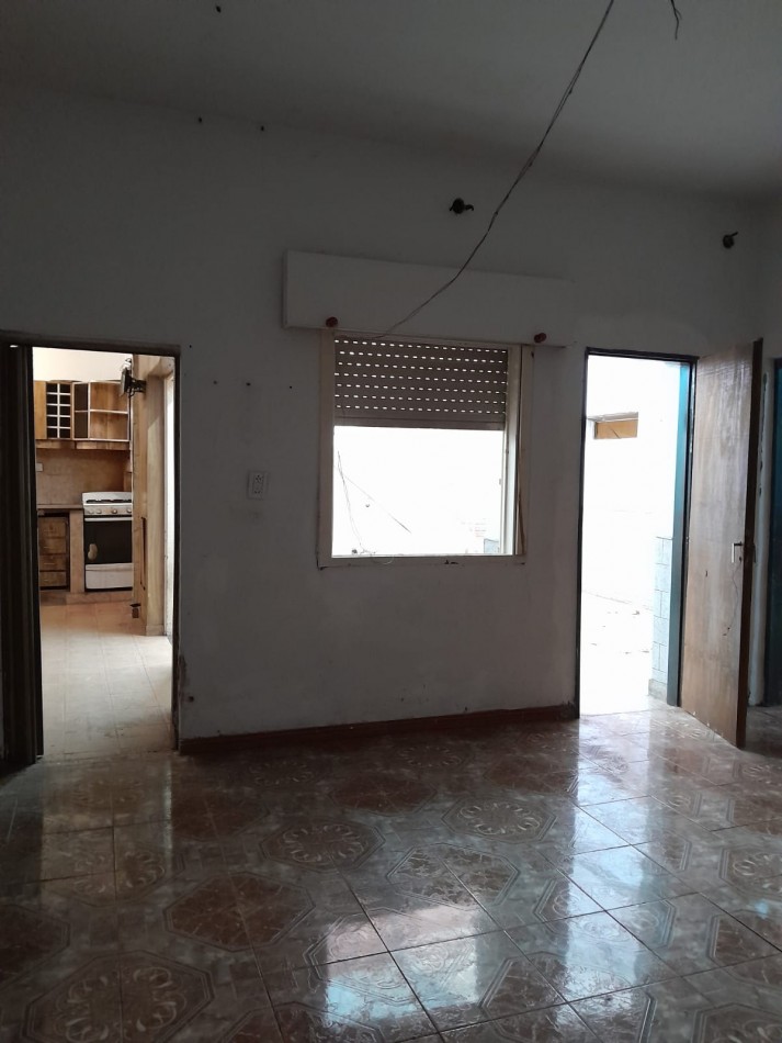 SAN BLAS 4600, VENTA CASA LOTE PROPIO DE CUATRO AMBIENTES