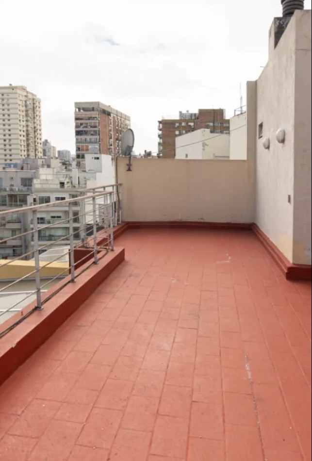 LAPRIDA 900, Venta: EXCELENTE DEPTO 2 AMB AL FTE C/BALCON 46 M2 TOT. Edific 15 años Terraza y Parilla