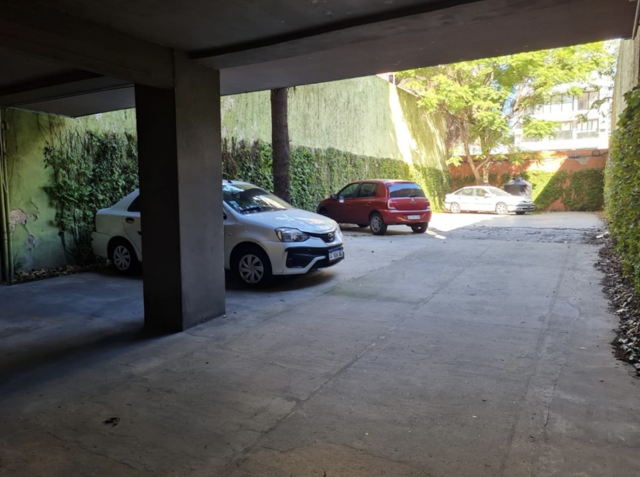 LAVALLEJA 800, VENTA DEPARTAMENTO DE DOS AMBIENTES CON COCHERA