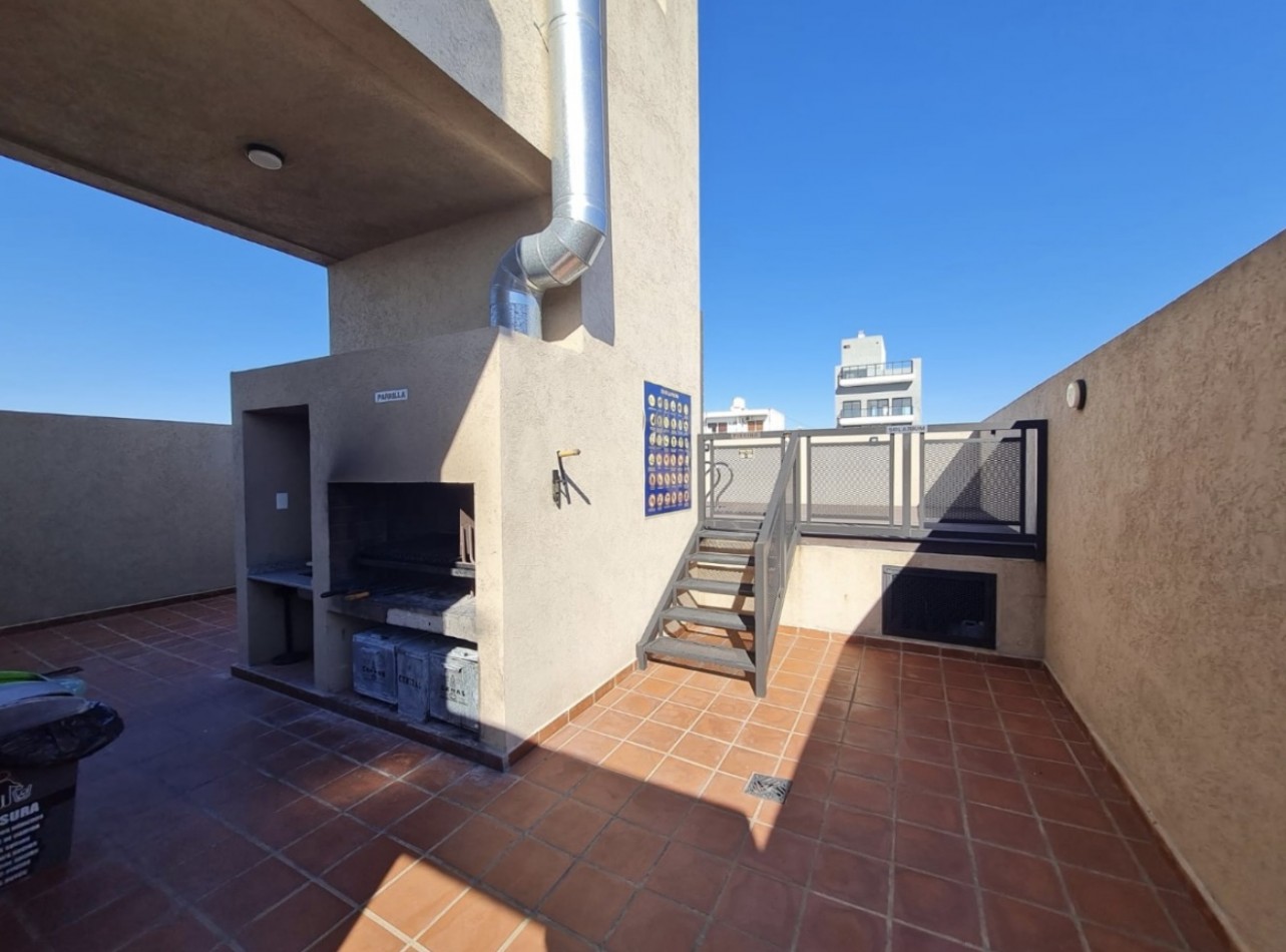 LAVALLEJA 800, VENTA DEPARTAMENTO DE DOS AMBIENTES CON COCHERA