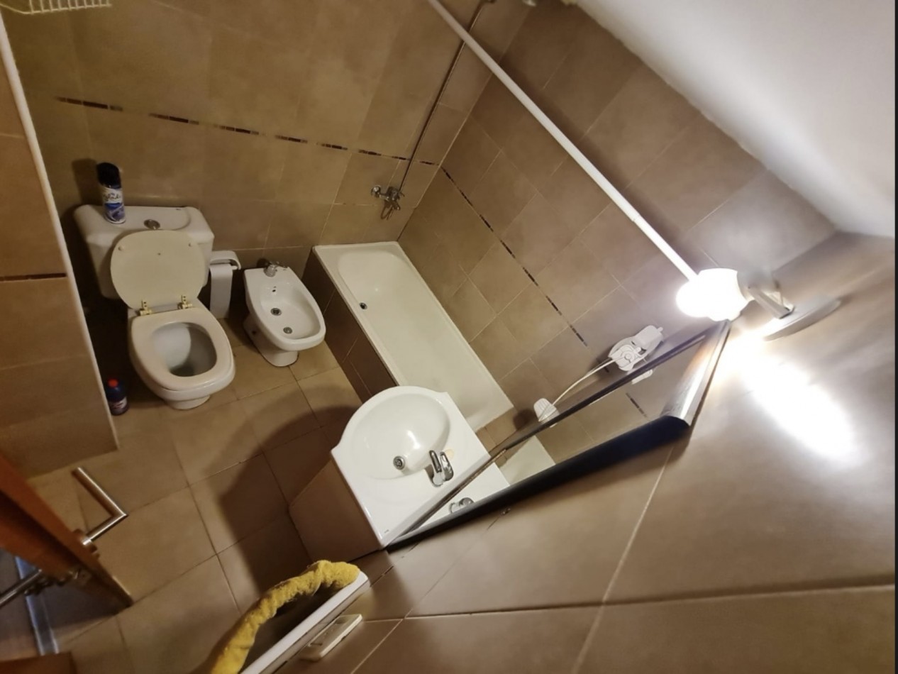 LAVALLEJA 800, VENTA DEPARTAMENTO DE DOS AMBIENTES CON COCHERA