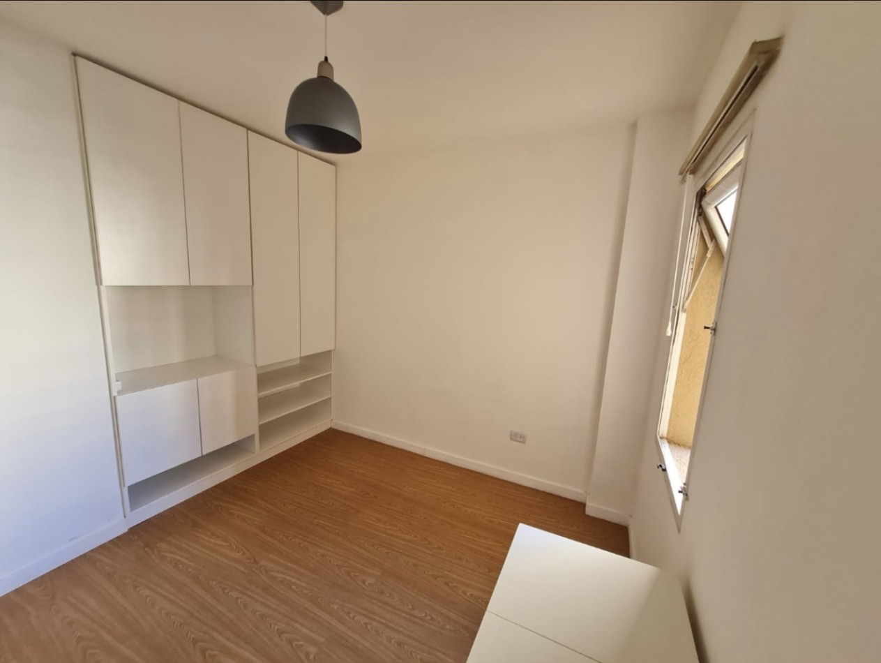 LAVALLEJA 800, VENTA DEPARTAMENTO DE DOS AMBIENTES CON COCHERA