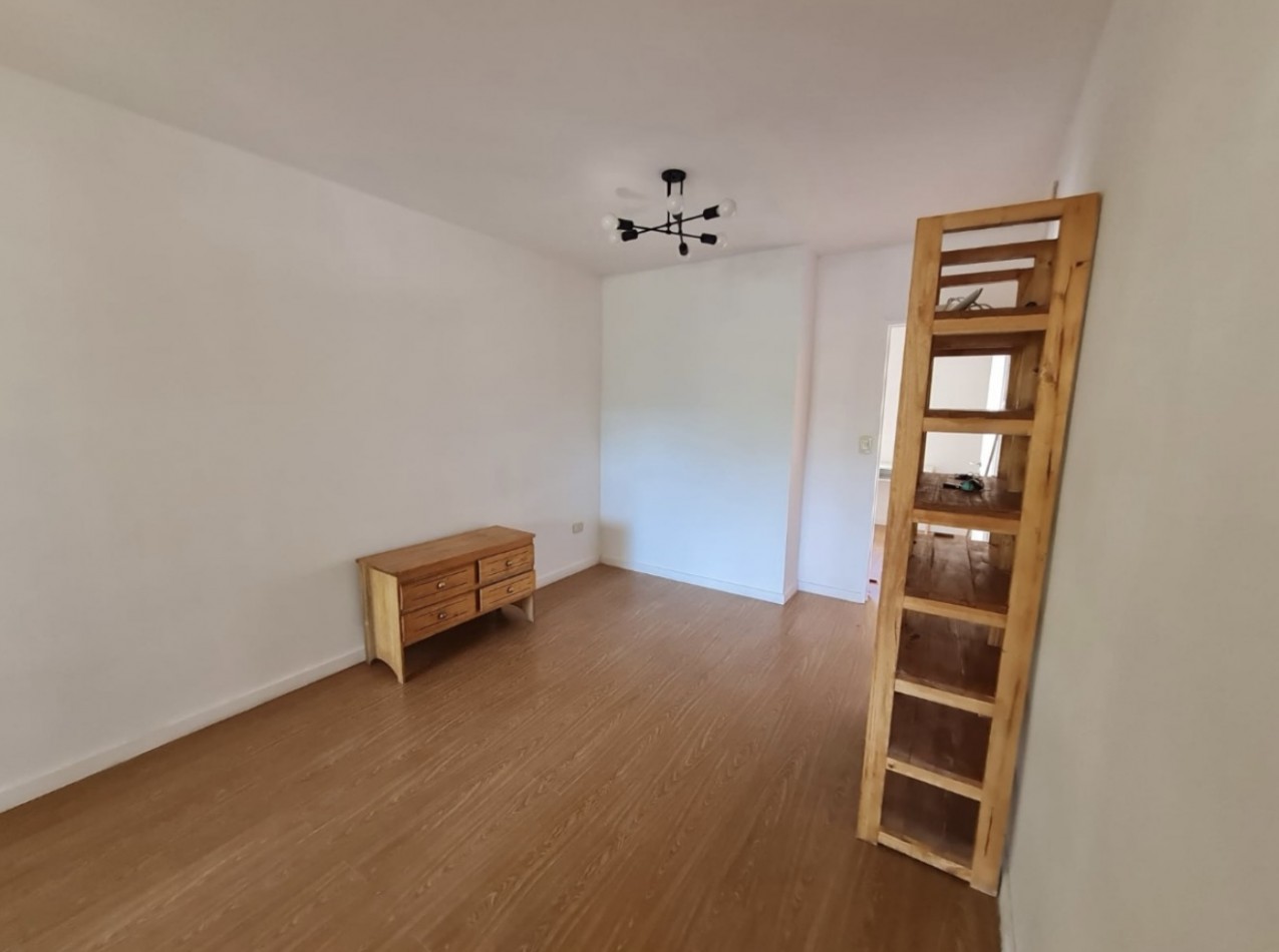 LAVALLEJA 800, VENTA DEPARTAMENTO DE DOS AMBIENTES CON COCHERA