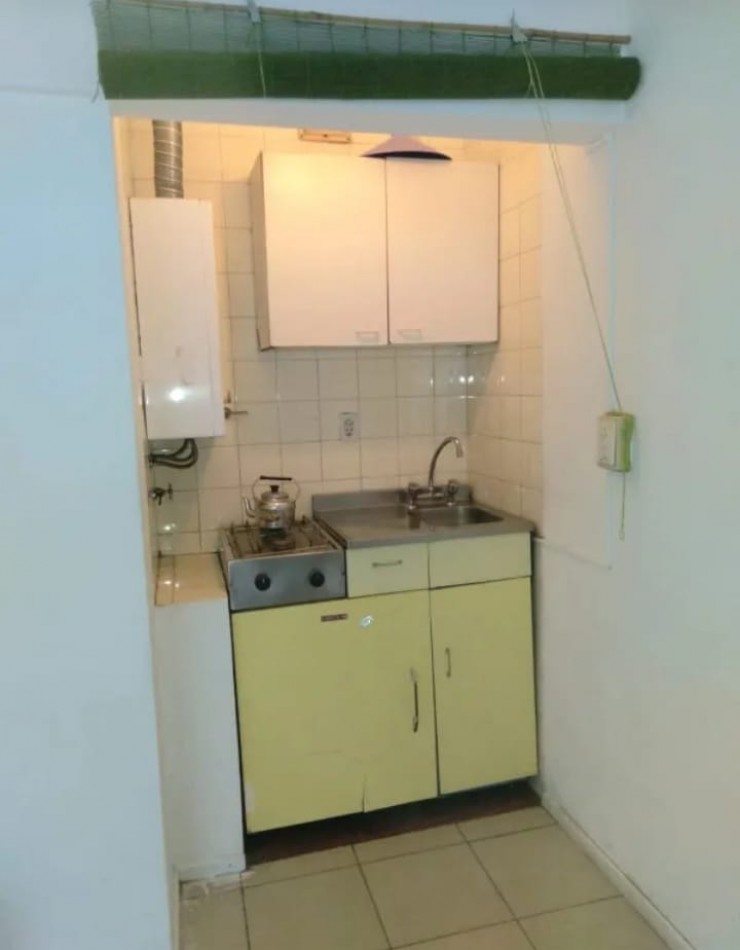 Av Corrientes 4100, Venta: MUY BUEN DEPTO de 1 AMB c/Patio Propio de 16 m2 todo Aire y Luz, Av Corrientes, SUBTE, Av A.Gallardo. Av Medrano, Hospital Italiano