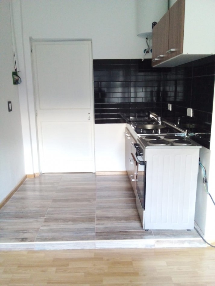 MONTEVIDEO 571, 2do, VENTA, IPECABLE DEPTO APRO PROF A NUEVO Mtrs Av Corrientes, SUBTE B, Polo Turistico