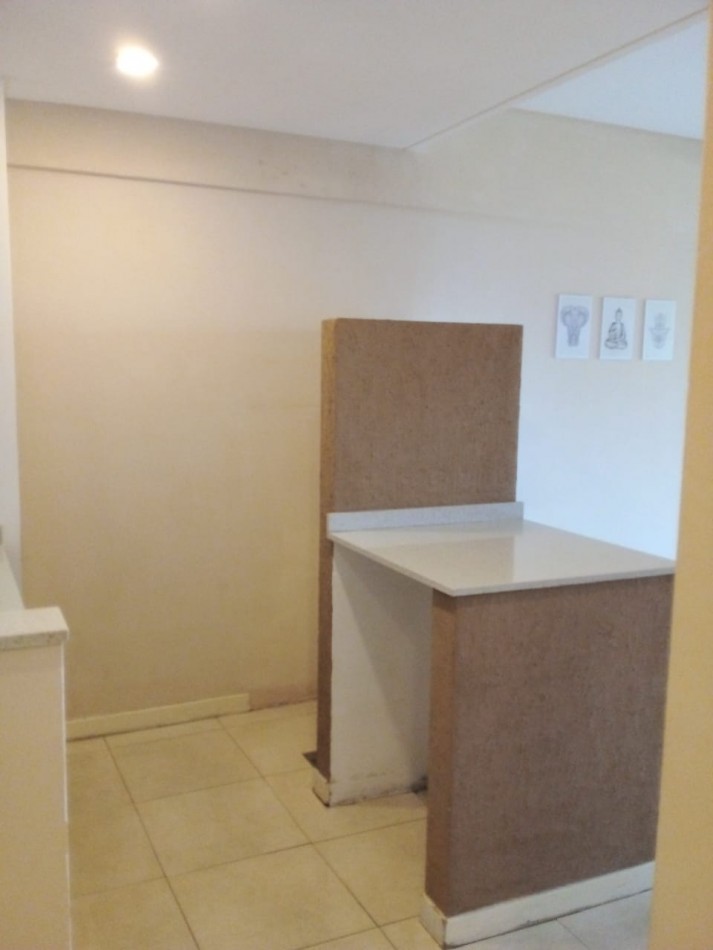 Andres Lamas 1151, Venta Excepcional DEPTO de 1 AMB y MEDIO DIVISIBLE, FORMATO en "L" AL FRENTE C/BALCON