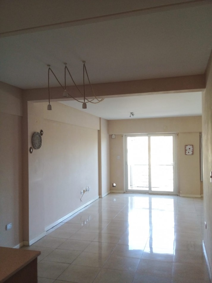 Andres Lamas 1151, Venta Excepcional DEPTO de 1 AMB y MEDIO DIVISIBLE, FORMATO en "L" AL FRENTE C/BALCON