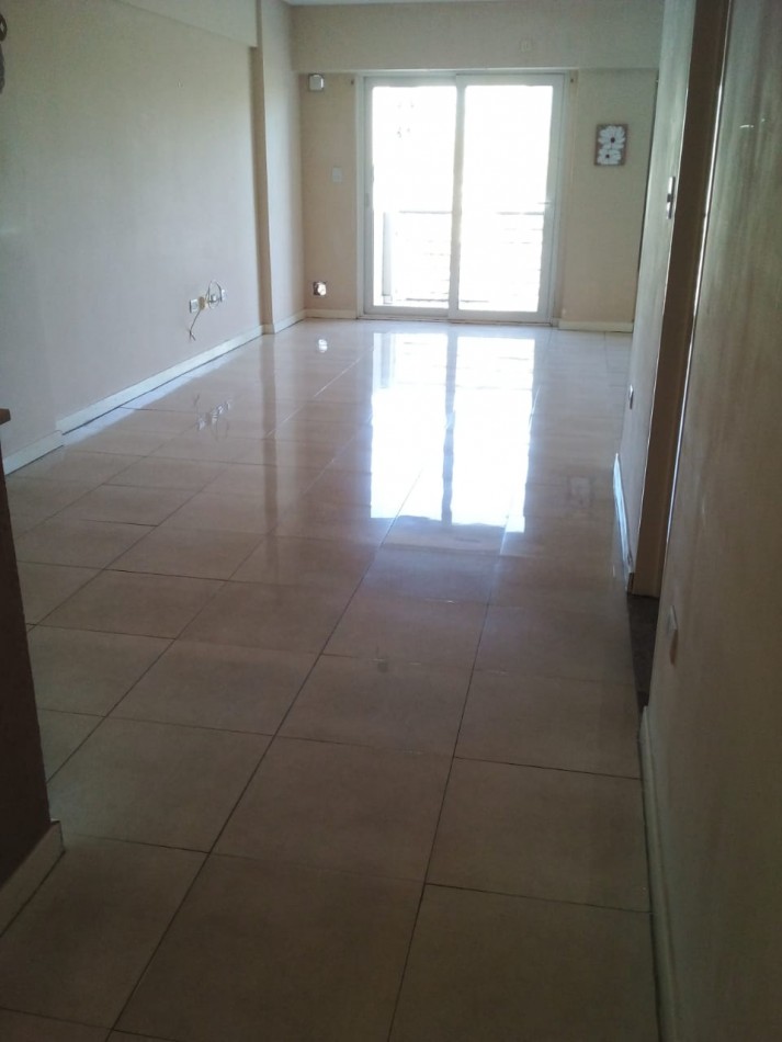 Andres Lamas 1151, Venta Excepcional DEPTO de 1 AMB y MEDIO DIVISIBLE, FORMATO en "L" AL FRENTE C/BALCON
