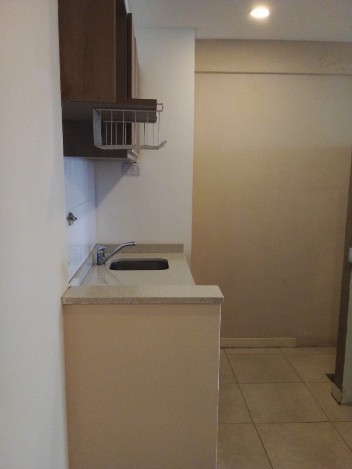 Andres Lamas 1151, Venta Excepcional DEPTO de 1 AMB y MEDIO DIVISIBLE, FORMATO en "L" AL FRENTE C/BALCON