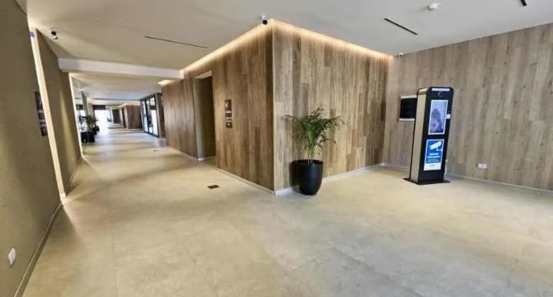 MEDRANO 1200, VENTA : A ESTRENAR ENTREGA Y ESCRITURA INMEDIATA..Excel Depto 1 AMB c/PATIO y PARRILLA PROPIA. EDIFICIO DE  MAXIMA CATEGORIA; Terraza, Solarium, PISCINA, SUM, GYM, Laundry 