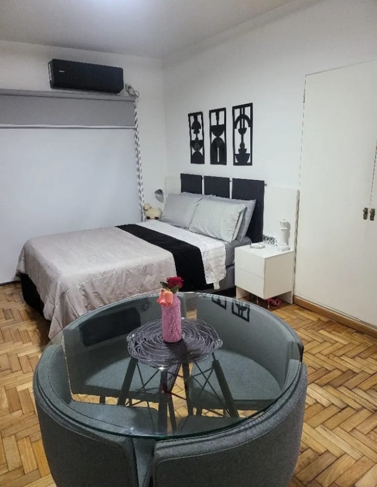 JUNIN 600, Venta. Impecable Depto 1 Amb  A NUEVO Por Completo, COC Indep. Balcon Frances, Apto Prof. Vivienda. A Mtrs Av Cordoba, Av Callao, SUBTE, FACULTADES UBA Medicina Odontologia