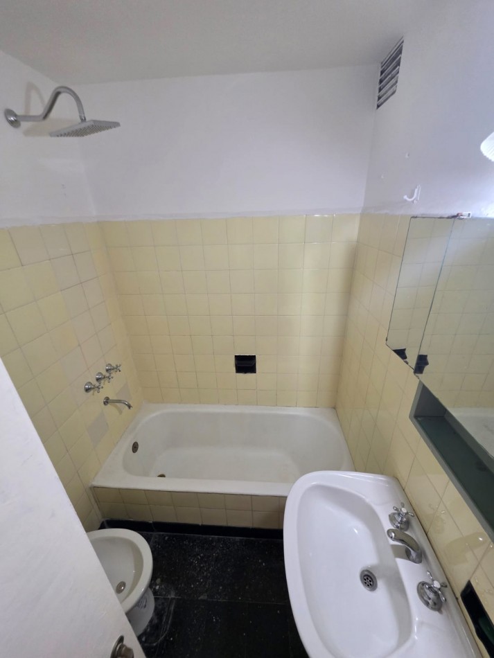 IRIGOYEN 2100, VENTA DEPARTAMENTO/PH DE TRES AMBIENTES