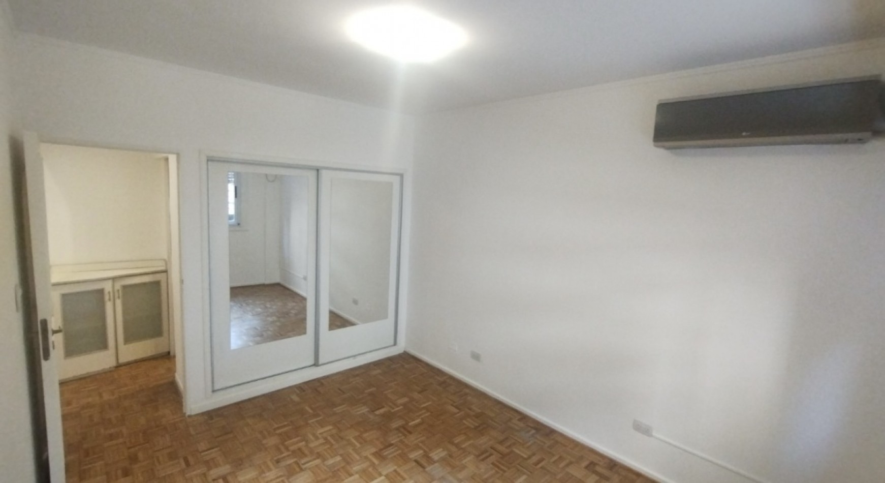 LARREA 1300, VENTA DEPARTAMENTO DE TRES AMBIENTES