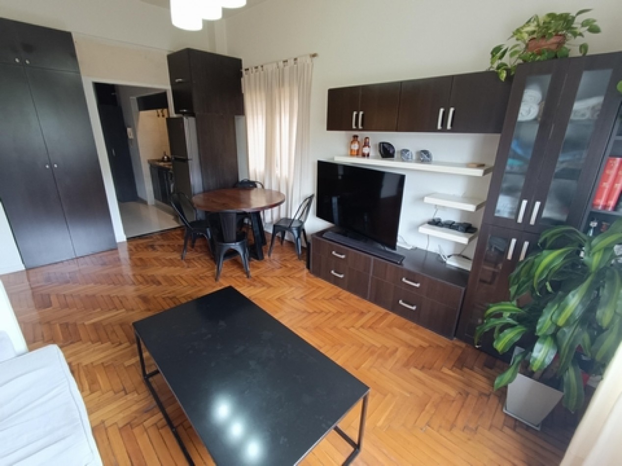 PELLEGRINI 1000, VENTA 1 AMB