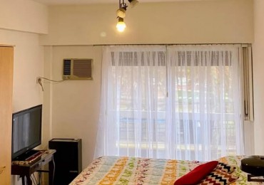CRAMER 800, Venta MUY BUEN MONOAMBIENTE Al Frente c/Balcon FRANCES. COCHERA FIJA Frente Estacion Colegiales
